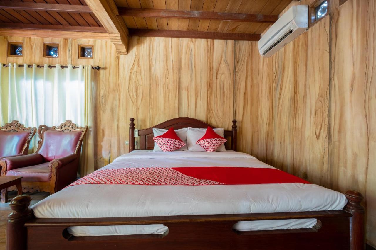 Oyo 1425 Beach Wind Bungalows Джили Трауанган Екстериор снимка