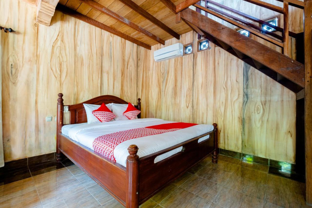 Oyo 1425 Beach Wind Bungalows Джили Трауанган Екстериор снимка