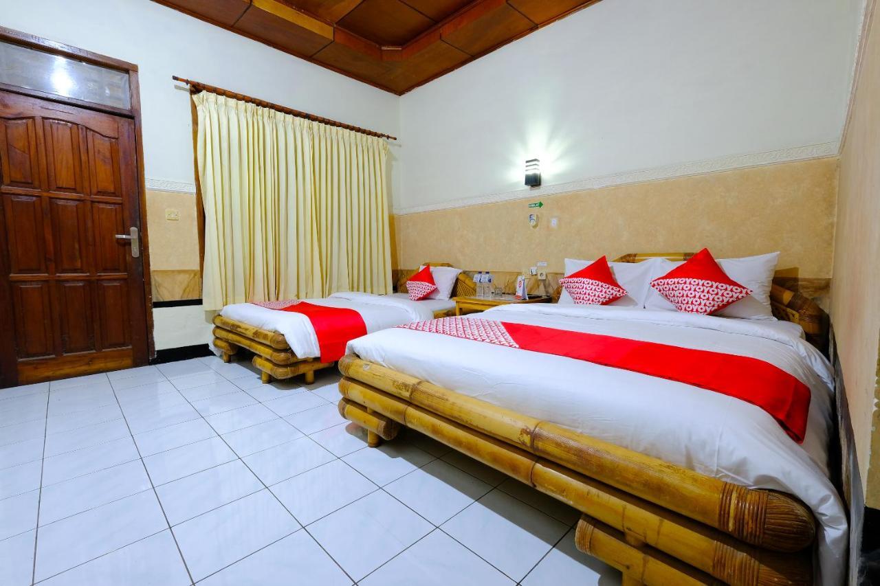 Oyo 1425 Beach Wind Bungalows Джили Трауанган Екстериор снимка